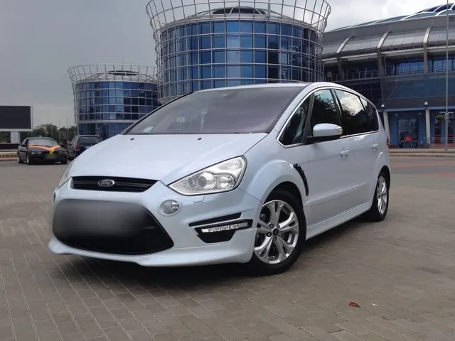 2012 Ford S-Max